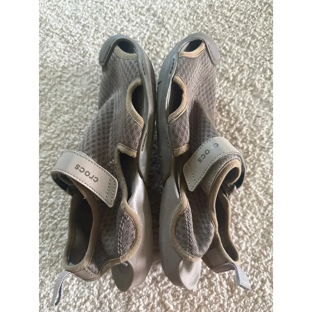 Crocs Swiftwater Mesh Deck Sandals Women's Size 9 Outdoor Water Beach